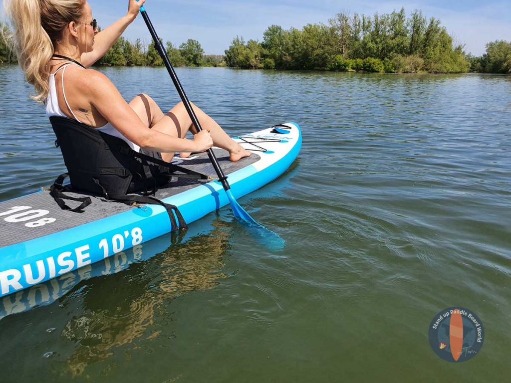 Bluefin-Cruise-Kayak-Seat-Action-Girl